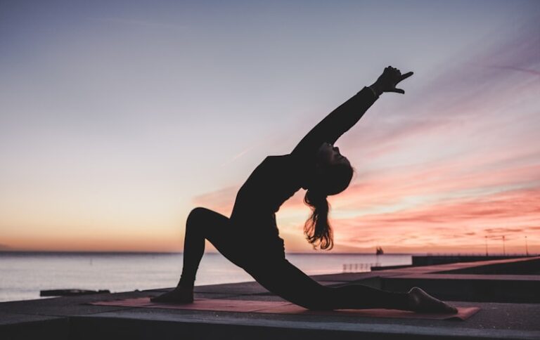 7 Daily Habits That May Be Draining Your Energy After 50